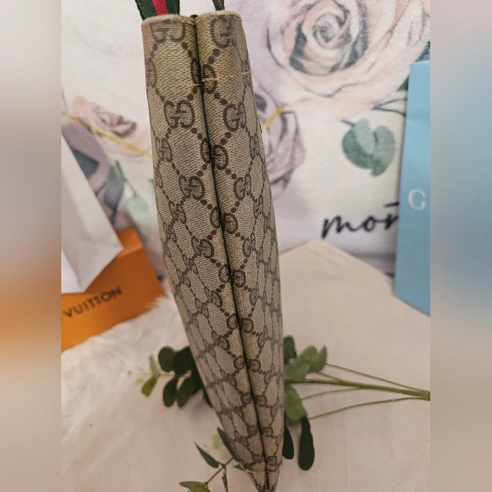 Gucci Monogram Tote Bag! - Picture 8 of 16